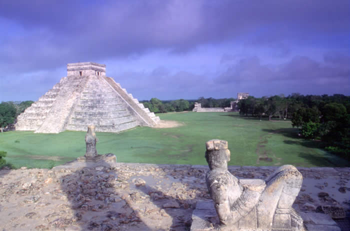 Tour in auto a noleggio - Chichén Itzá